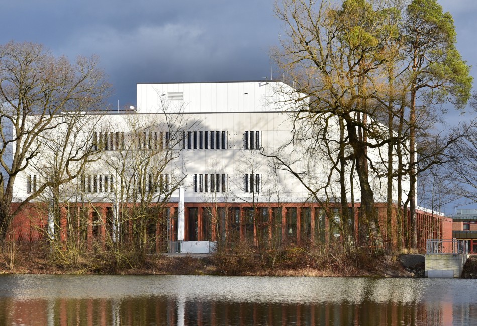 Mensa- und Lehrsaalgebäude; Foto: Staatliches Bauamt  Ansbach