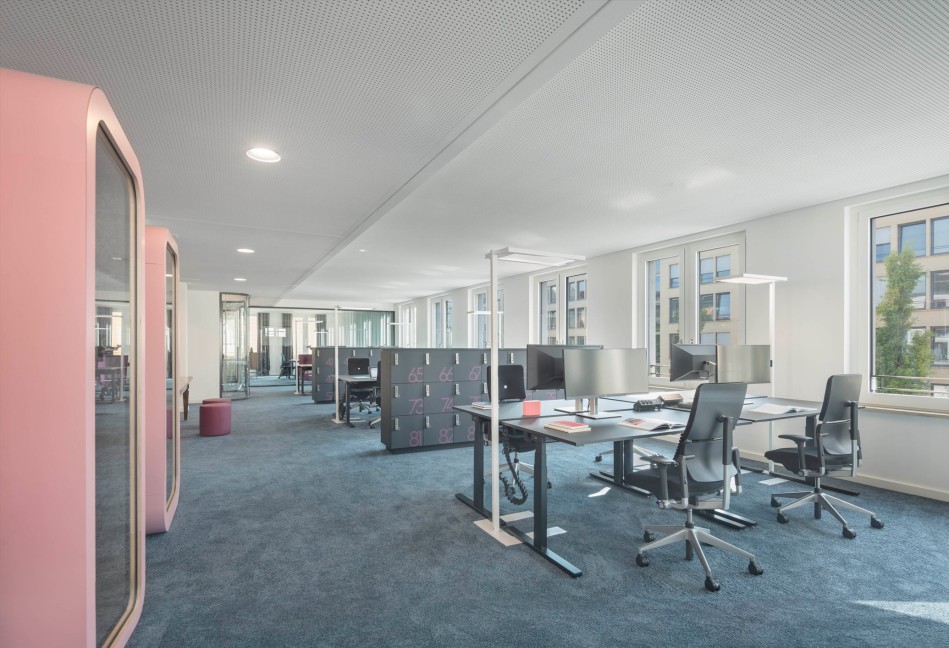 New Office; Foto: Werner Huthmacher